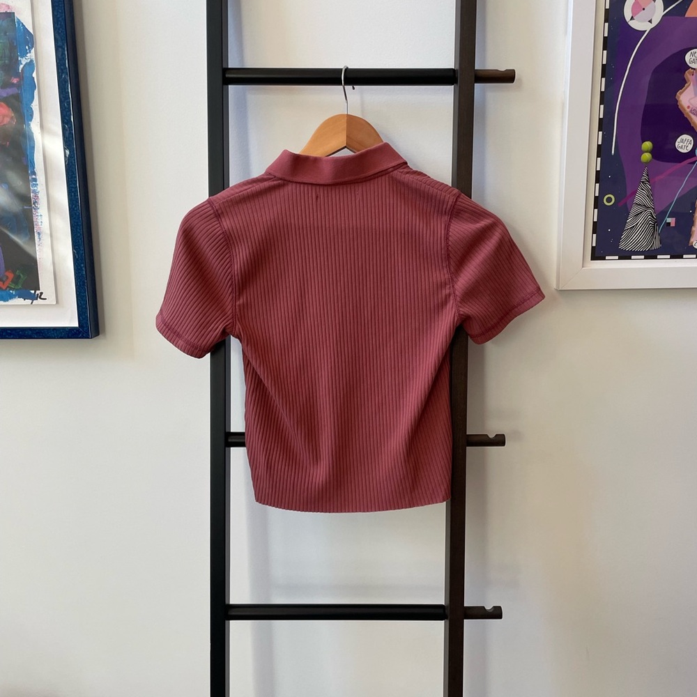 A&F Ribbed Button-Up Polo - Picture 3 of 4